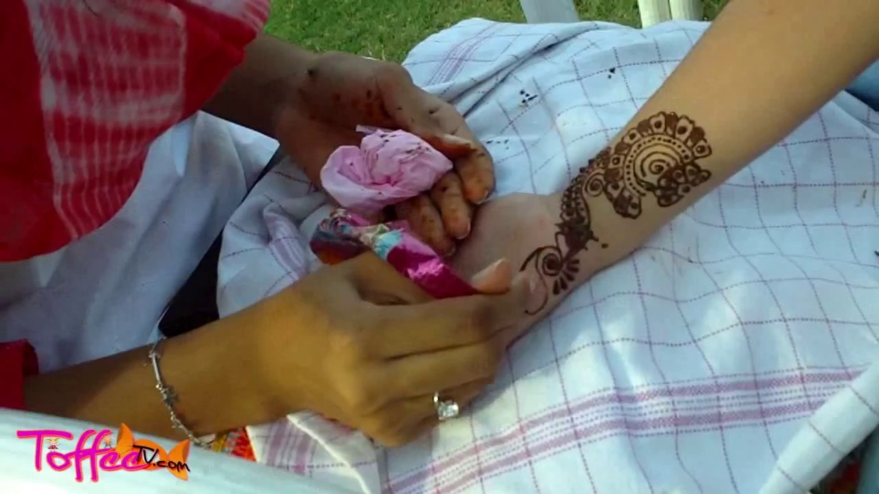 Mehndi for Eid 3