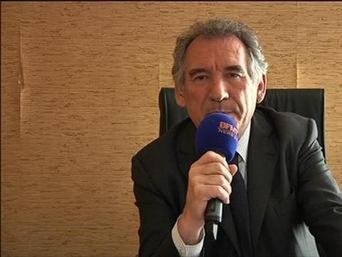 Bayrou: Je ne crois pas qu'un remaniement changera quelque chose - 31/03