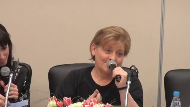 Россияне хотят видеть Пеунову в СМИ