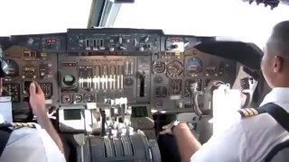Boeing 747-300 Takeoff Cockpit View