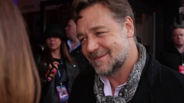 Russell Crowe and Reporter Have Awkward Red Carpet Moment