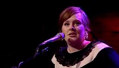 Adele - Chasing Pavements | MTV Live | 2008