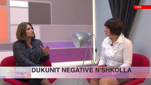 MBASDITJA N'RROKUM - FATMIRE BELLOPOJA DHE NATYRA AGANI FLASIN PER DUKUNITE NEGATIVE N'SHKOLLA (2)