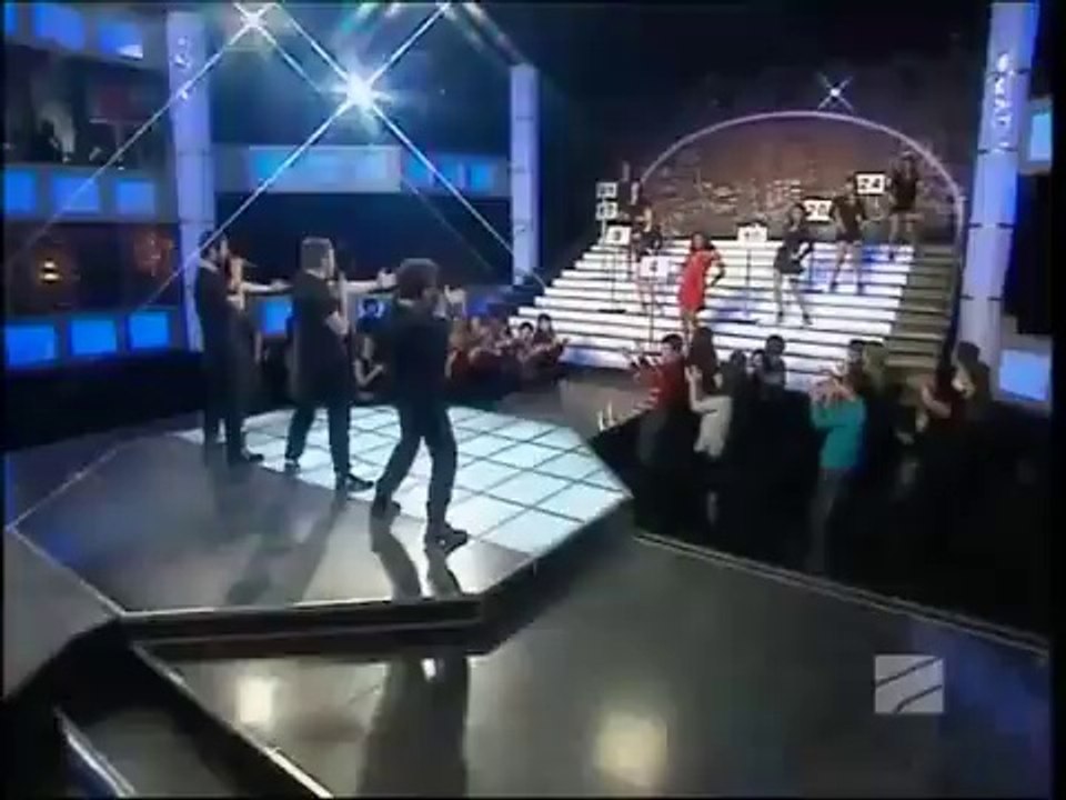 ღიმილი მაჩუქე კარგო - თემო საჯაია ჯგუფი 18 mp3