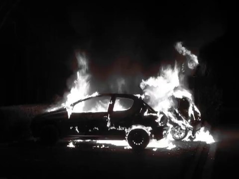 Deux voitures en feu à Vitry-le-François