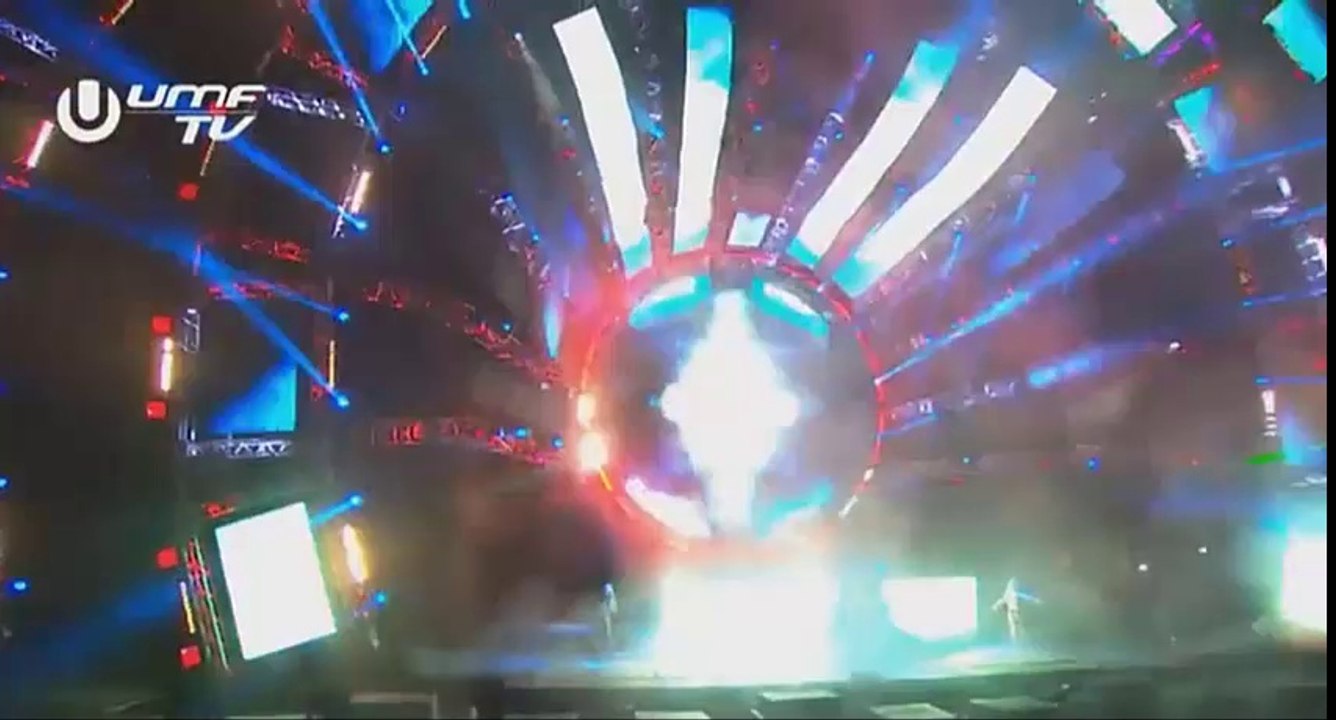 Steve Angello feat. Dougy Mandagi - Let Me Go (Live Ultra Miami 2014)