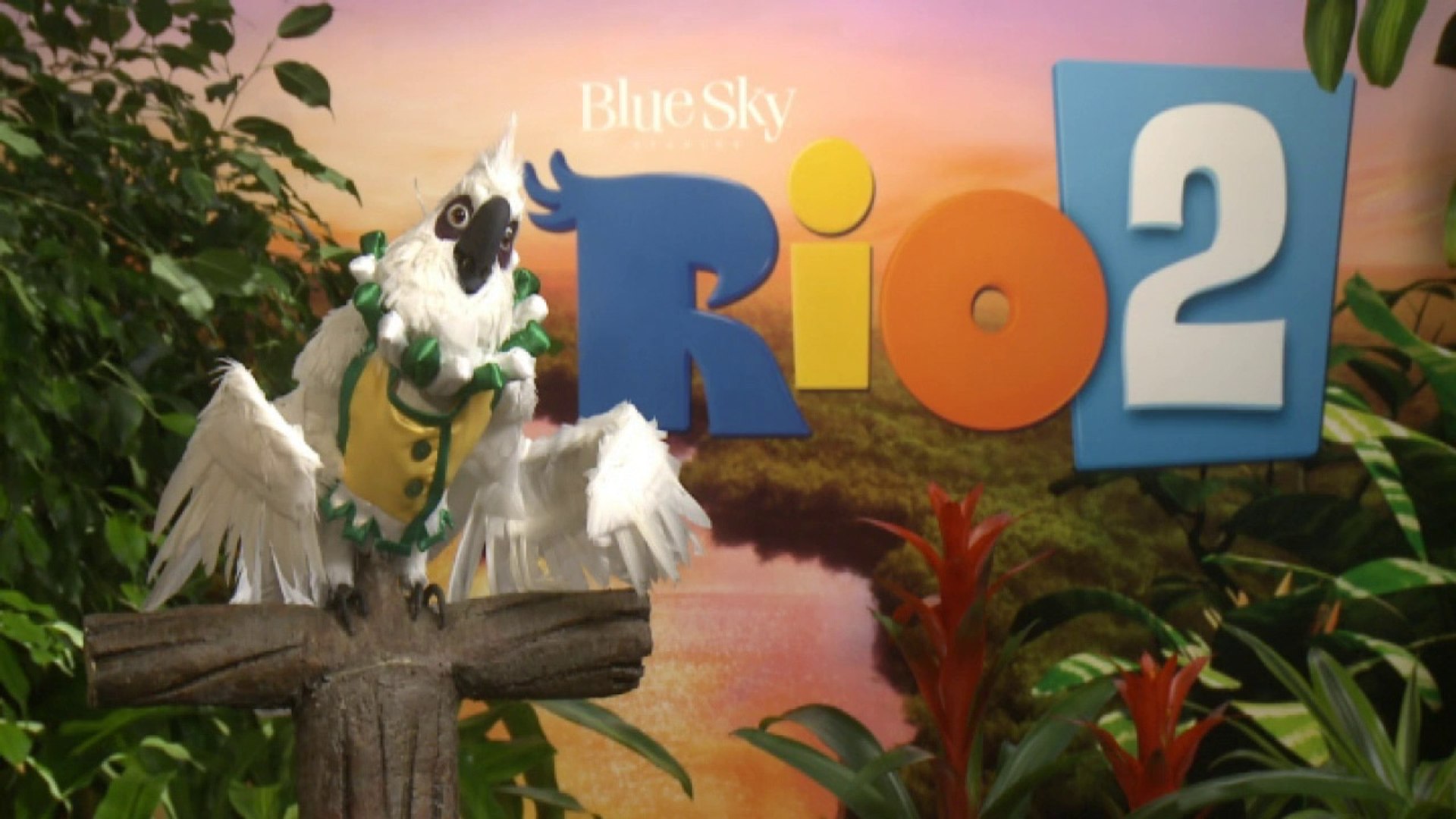 Rio 2 Nigel The Bird Shares Evil Plans With Reporter Video Dailymotion