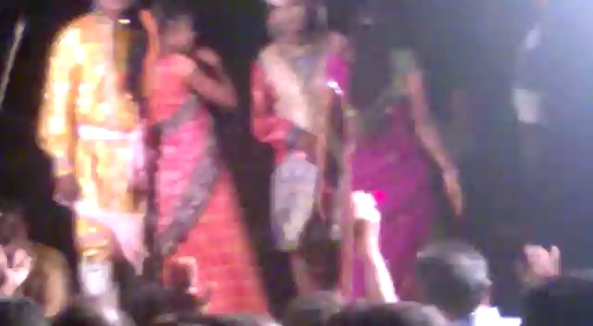 sexy hot recording dance troop in local village - video Dailymotion