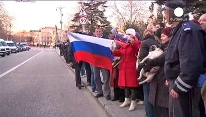 Putin: ritiro truppe al confine ucraino. Gli Usa: per ora nessun movimento