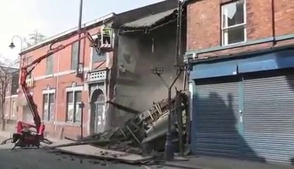 How to destroy an entire house in one strike! Crazy...