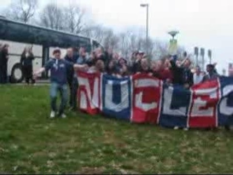 Délires derrière la bache Nucléo