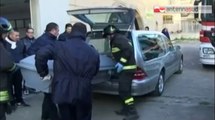 TG 31.03.14 Crolla il solaio di un capannone a Foggia, morto un 38enne