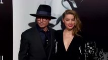 Johnny Depp confirme ses fiançailles avec Amber Heard