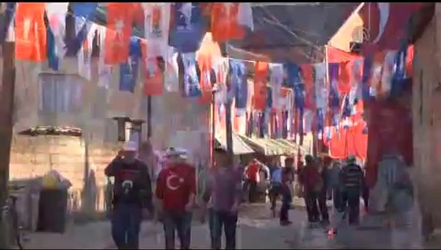 Seçimler Makedonya'da da kutlandı