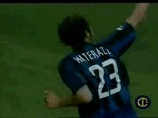 Materazzi coup franc !!