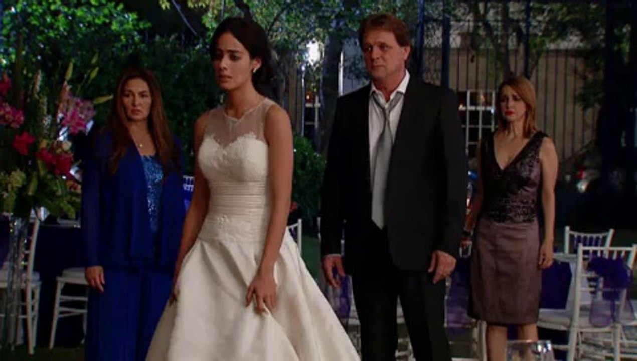 Boda de Lucia en ECDLP.