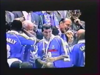 On est les champions Part 2- coupe du monde 1998- Reportage Canal+ 1998