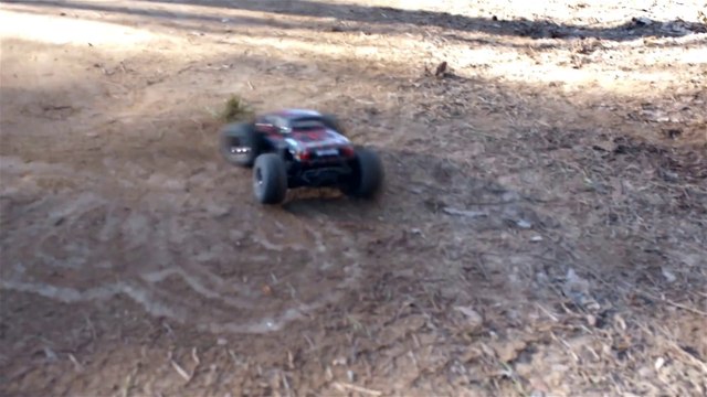 HPI Savage XS power drift
