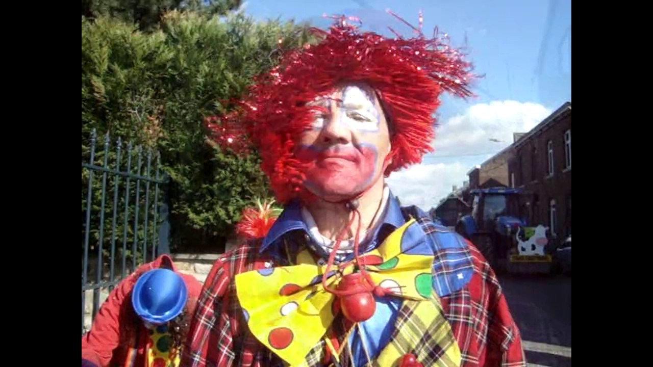 CARNAVAL DE AMAY 2014 Les Clowns de Flémalle