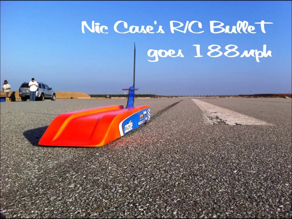 Voiture radiocommandée atteint 302 km/h