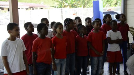 Los Calchakis à l'école de Café - mardi 01 avril 2014
