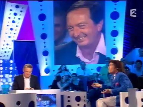 Jonathan Lambert avec M-E Leclerc dans On n_est pas couché.