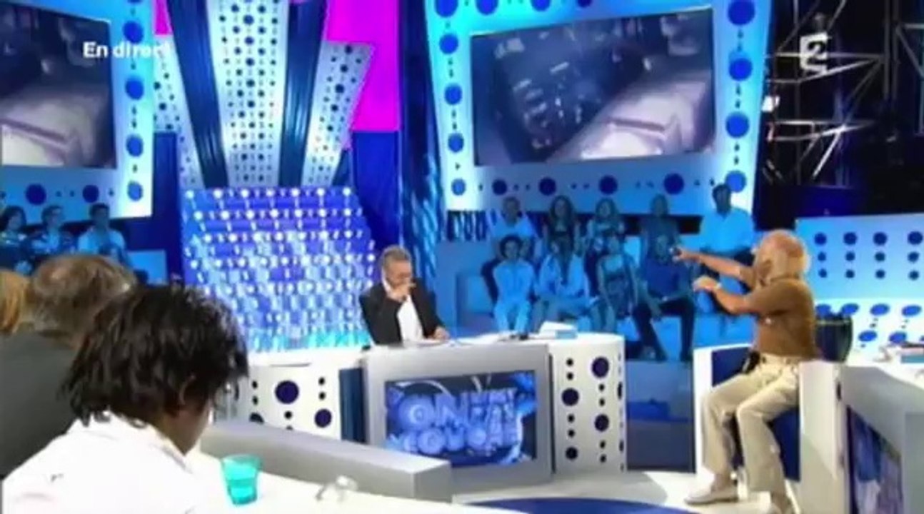 Jonathan Lambert en riverain qui râle contre le Festival de