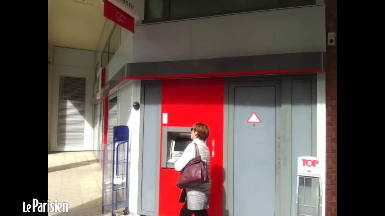 Montigny-le-Bretonneux (78). Ils tentaient de cambrioler le distributeur de billet