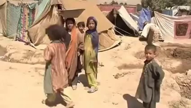 Des Soldats Français apporte la Démocratie, la Paix, et la liberté au peuple Afghan