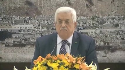 Abbas signs international conventions; Kerry cancels visit