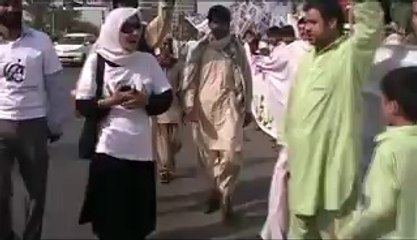 Signature campaign in Karachi for solidarity with Aafia 30 March`14