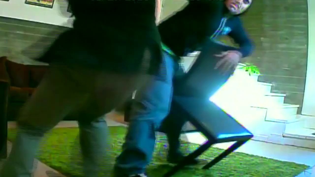 Canular sur Skype... Caméra cachée terrifiante!