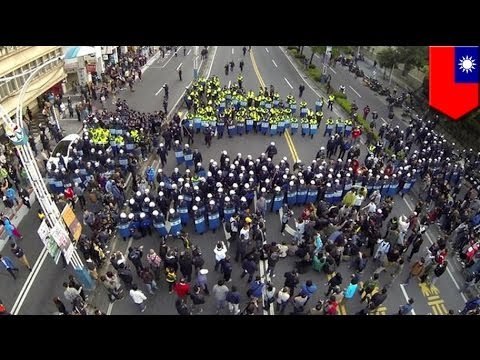 Aerial footage: Taiwanese police clash with student protesters