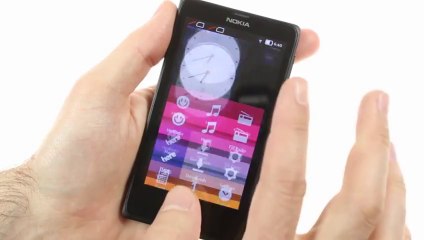 Nokia X unboxing and hands-on video - GSMArena (UrduPoint.com)