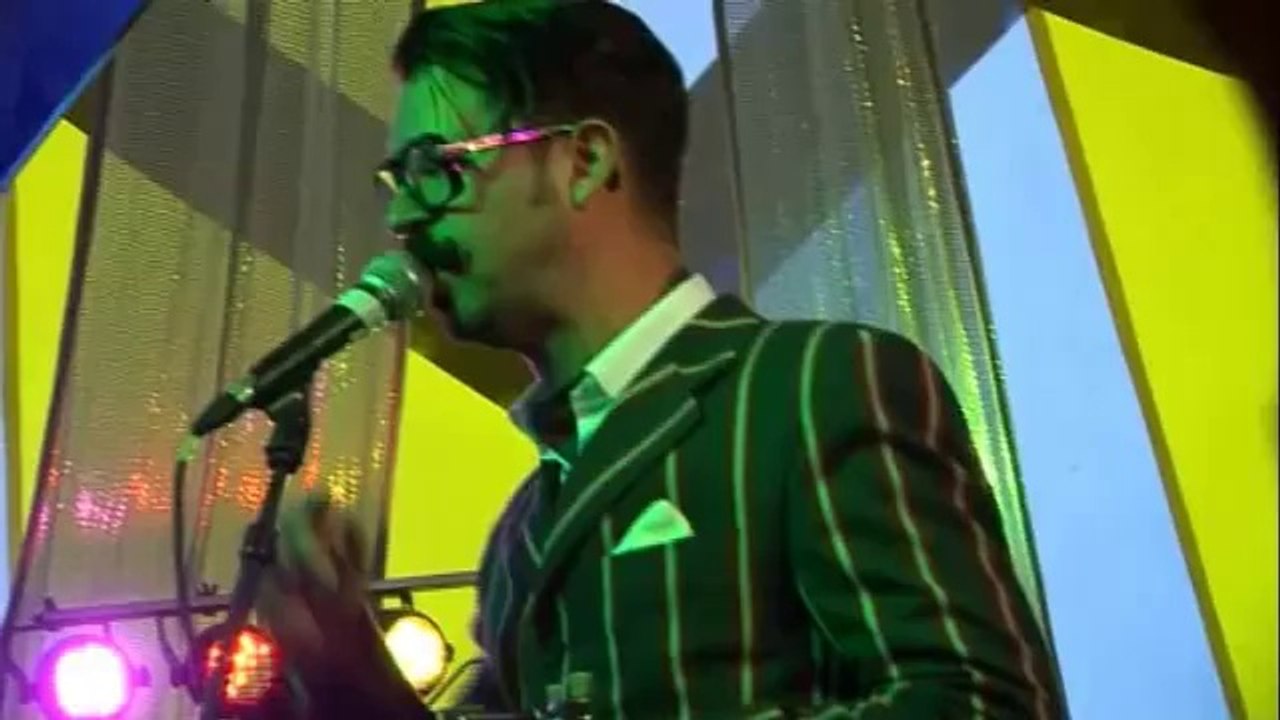 Mr B. The Gentleman Rhymer - Timothy. Live at Kendal Calling 2010