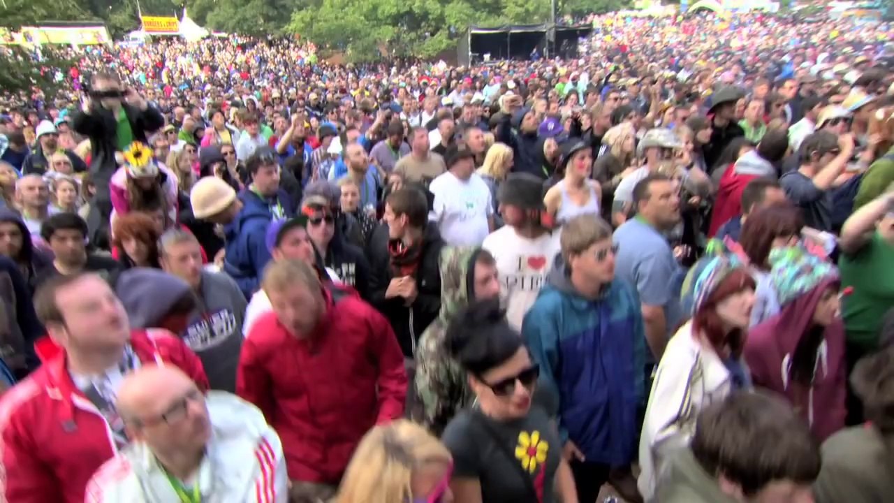 Inspiral Carpets - Saturn 5 // LIVE @ Kendal Calling 2012