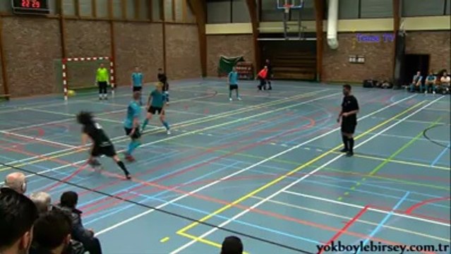 Böyle Bir Hareket Daha Önce Görmediniz ! Fusbol Süper Çalım Hareket