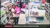 Cámara de seguridad de una farmacia graba el momento del sismo en Chile