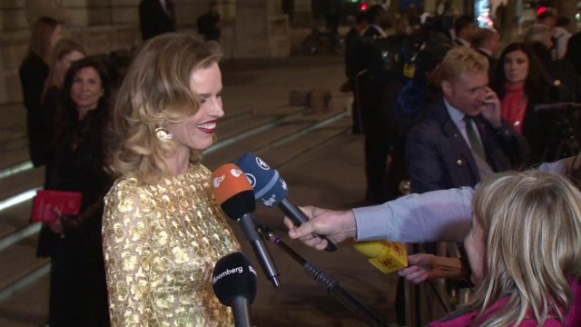 Londres: inauguration d'une exposition de mode