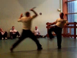 Krav Maga - Face to a Knife 1