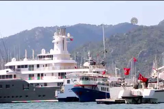 Süper lüks yat ICE, bir ay Marmaris'te