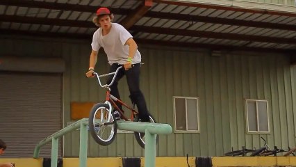 Insane session Erik Elstran And Jake Seeley In Austin - BMX Street