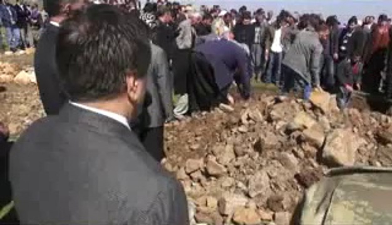 VALIDEN SAGDUYU CAGRISI