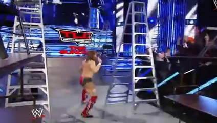 WWE Daniel Bryan vs Erick Rowan on SmackDown! Dec. 13, 213