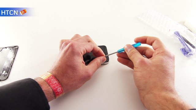 Changement vitre arrière iPhone 4