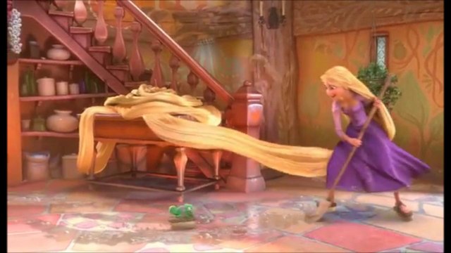 Art of the dress reprise (Disney)