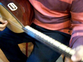 kısa sap üsten kafesli ardıç saz