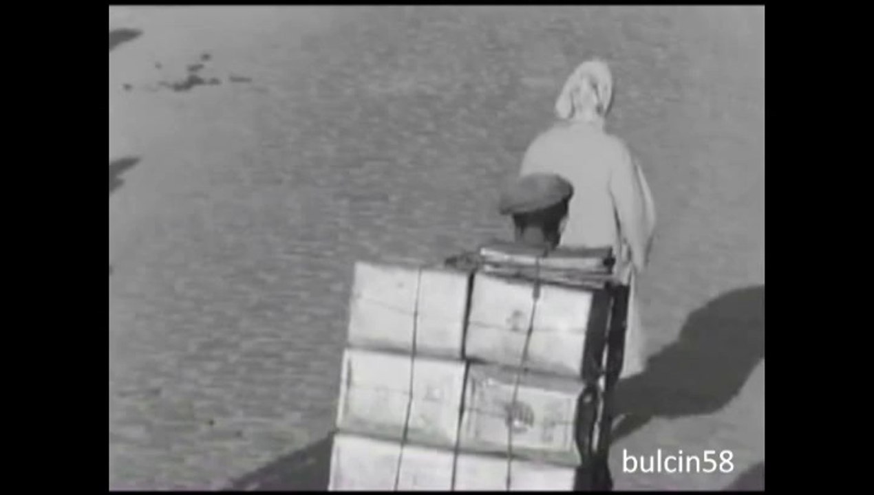 ZEKİ MÜREN - SENİNLE BİR SONBAHAR