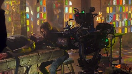 X-MEN : DAYS OF FUTURE PAST - Featurette Sending Logan Back in Tune