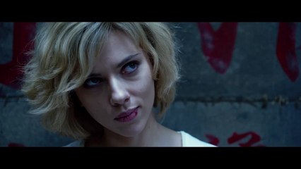 Lucy - Bande-annonce #1 [VOST|HD720p]